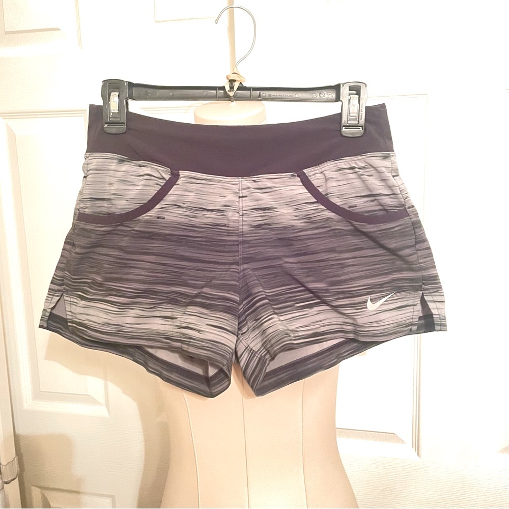 Nike Women's Black and Gray Athletic Shorts